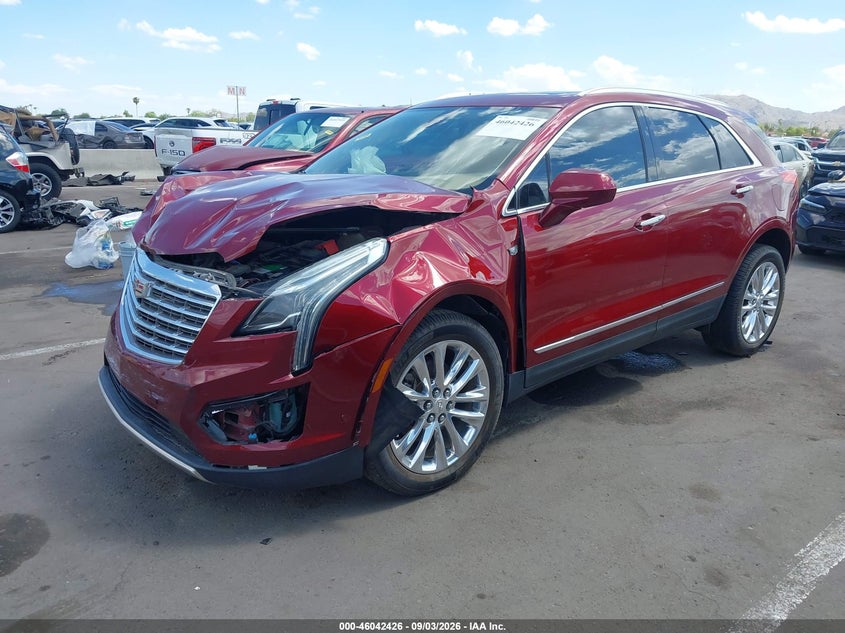 2017 Cadillac XT5, Right Front, IAAI, VIN 1GYKNFRS4HZ131337 — photo 2