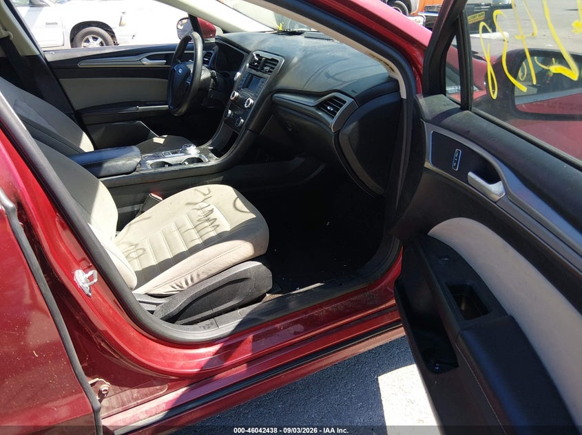 2017 FORD FUSION auction photo 5