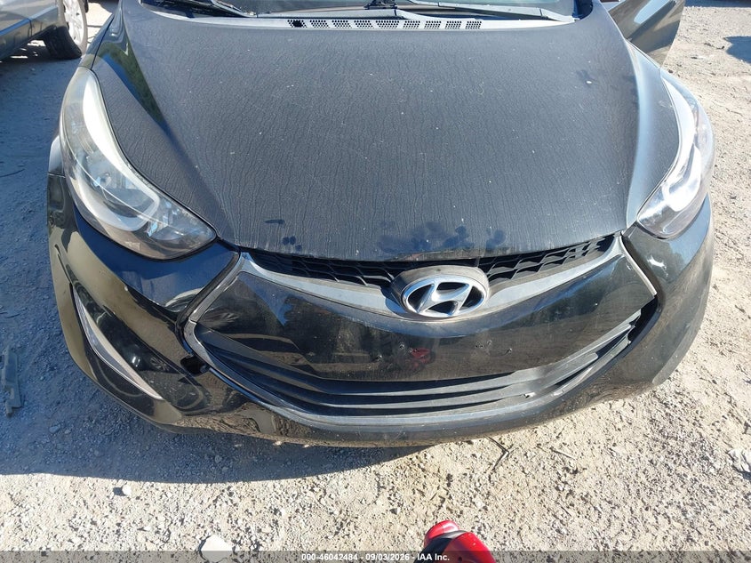 2014 HYUNDAI ELANTRA auction photo 6