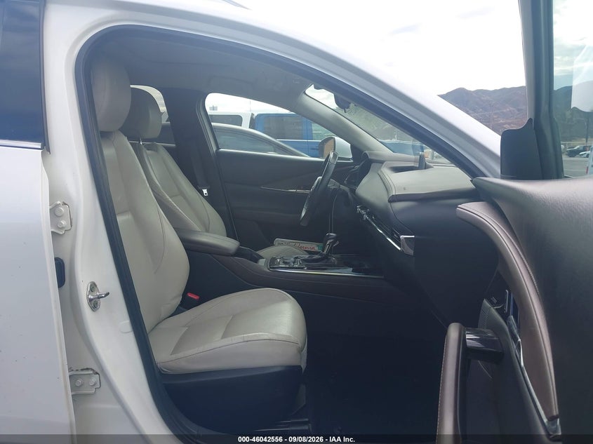 MAZDA CX-30 2021 VIN 3MVDMBDM5MM216829