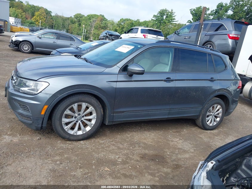VOLKSWAGEN TIGUAN 2018 VIN 3VV0B7AX6JM124658
