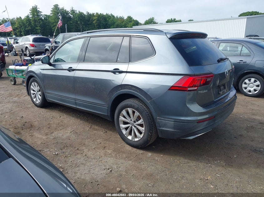 2018 VOLKSWAGEN TIGUAN auction photo 3