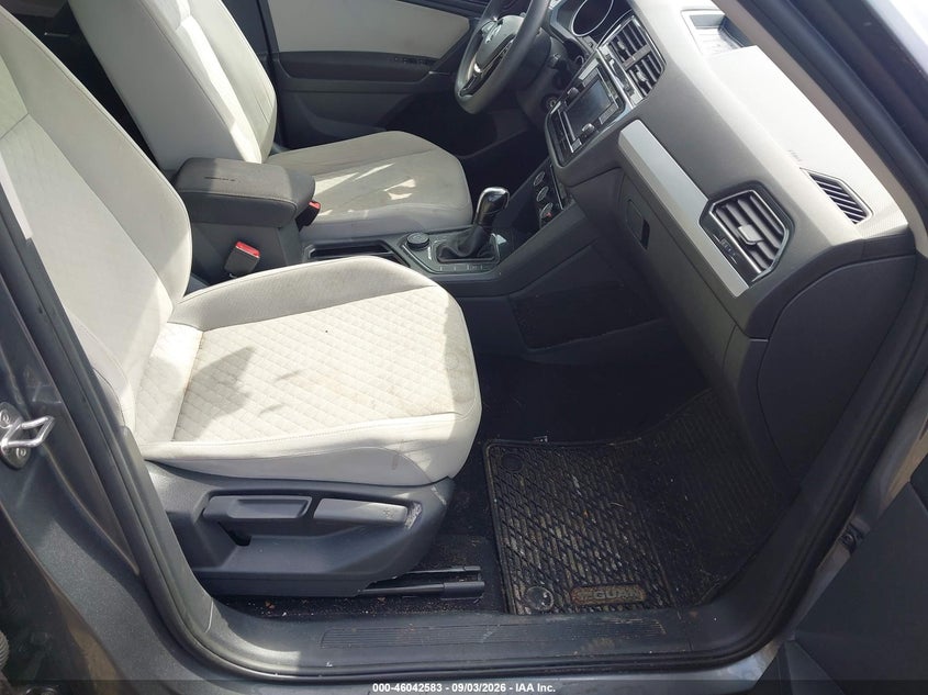 2018 VOLKSWAGEN TIGUAN auction photo 5