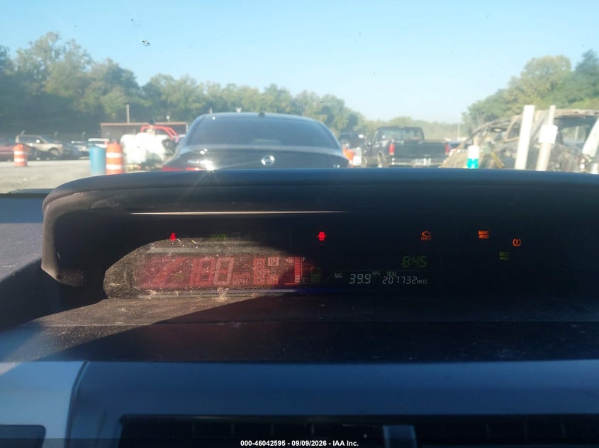 2014 TOYOTA PRIUS V auction photo 7