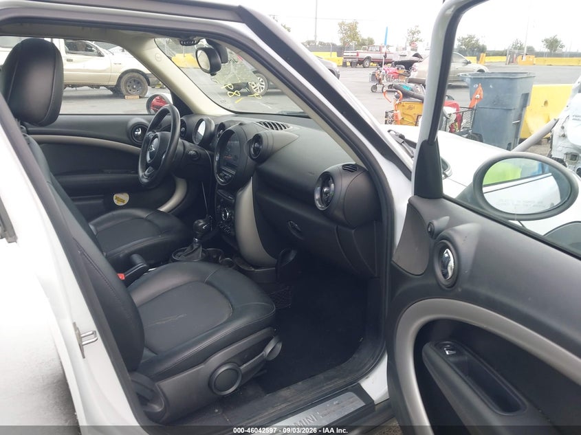 MINI COUNTRYMAN 2015 VIN WMWZB3C53FWR43397