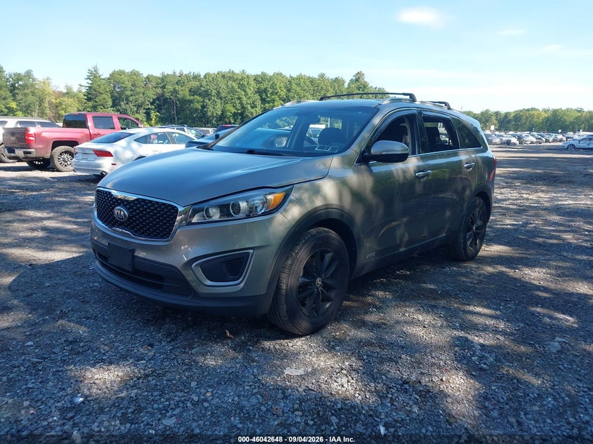 2016 Kia Sorento 2.4L Lx, Правый бок, IAAI, VIN 5XYPGDA36GG057785 — фото 2