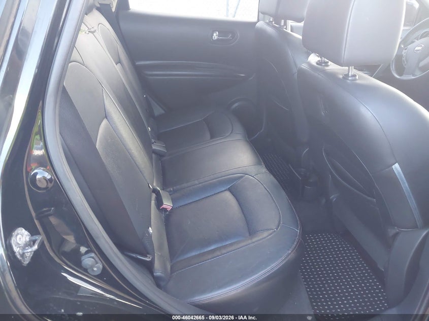 2013 NISSAN ROGUE auction photo 8