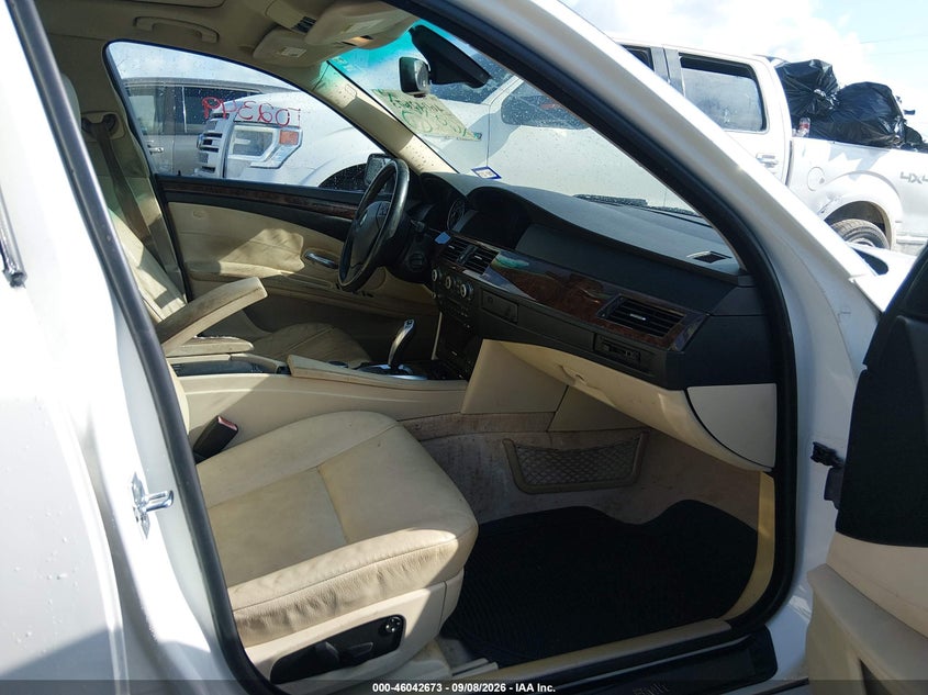 BMW 528I 2008 VIN WBANU53588CT02349