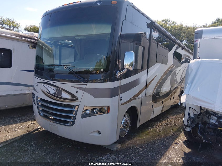 2014 FORD F53 auction photo 2