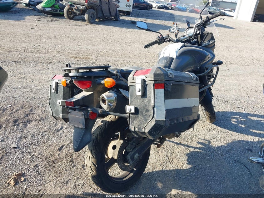 SUZUKI DL650 2014