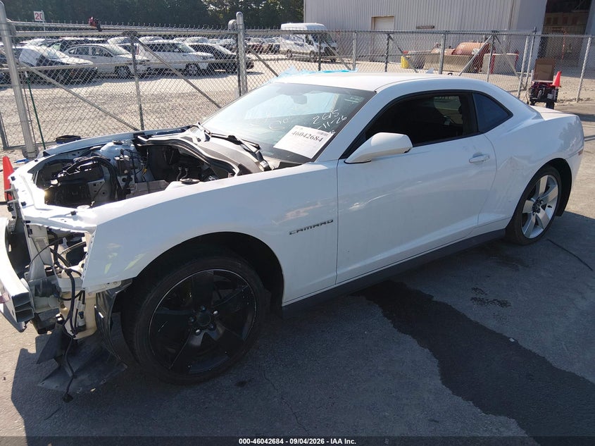 2014 CHEVROLET CAMARO auction photo 2