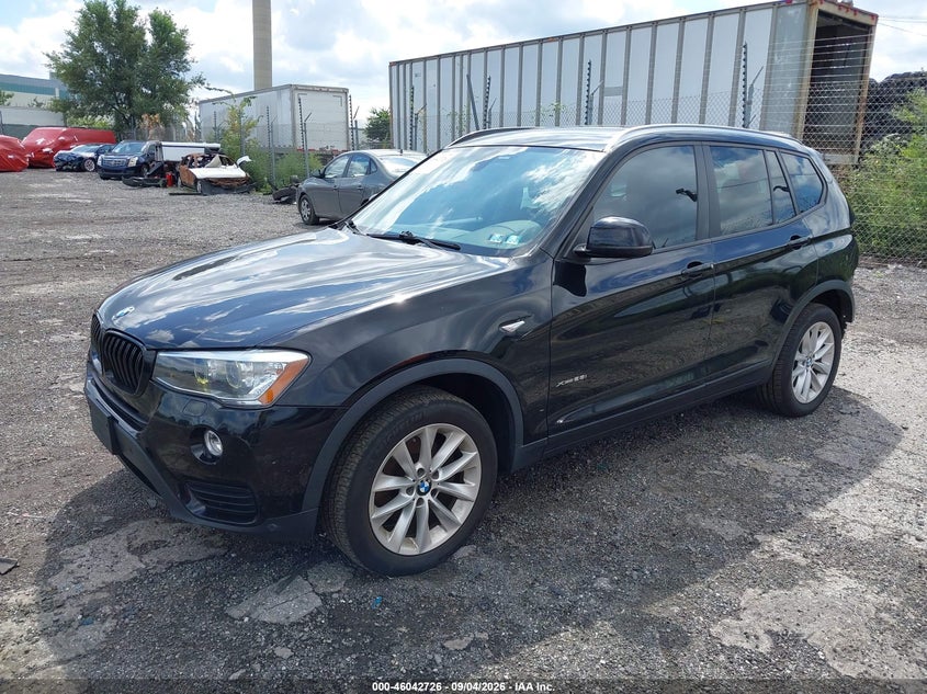 2015 BMW X3, Удар ззаду, IAAI, VIN 5UXWX9C53F0D56180 — фото 2