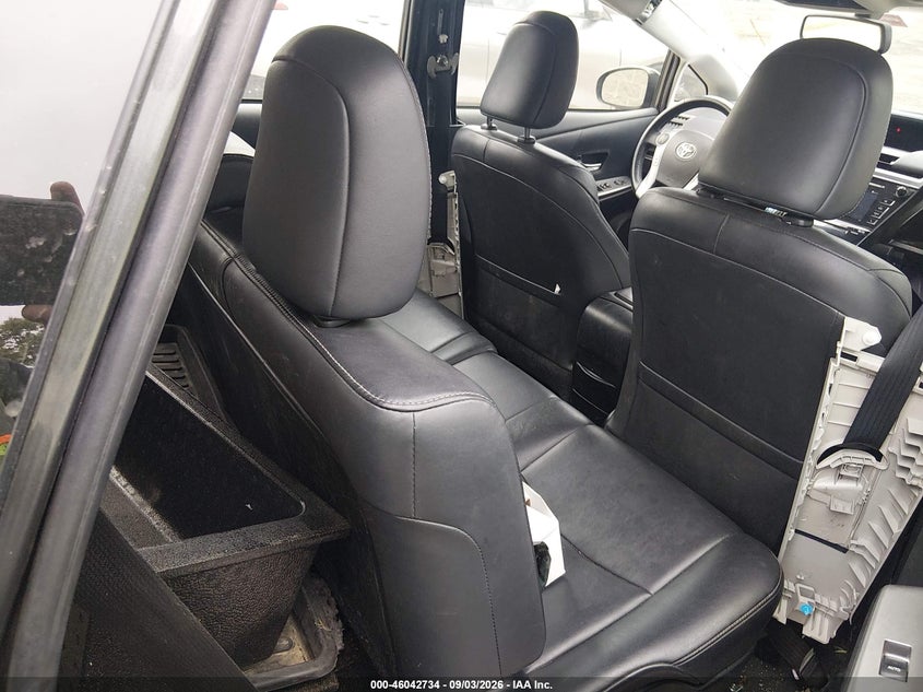 TOYOTA PRIUS V 2017 VIN JTDZN3EU6HJ055774