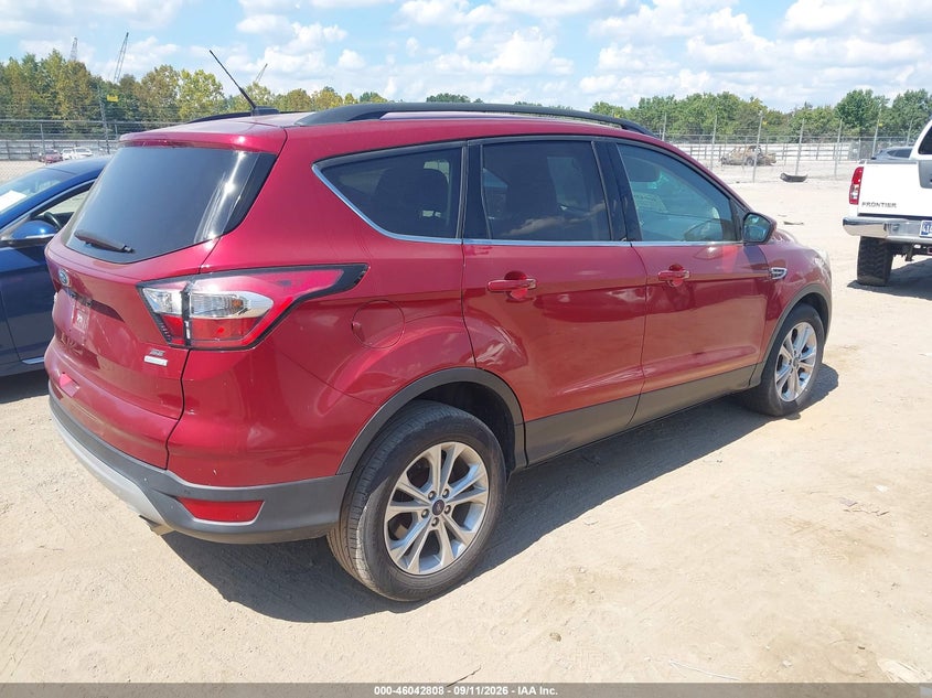 2017 FORD ESCAPE auction photo 4
