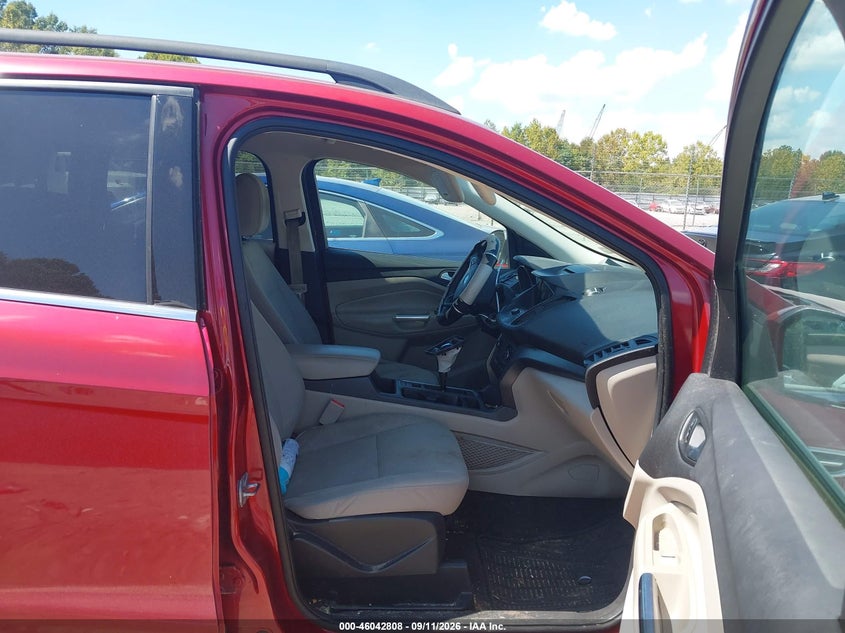 2017 FORD ESCAPE auction photo 5
