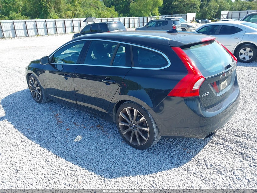 2015 VOLVO V60 auction photo 3