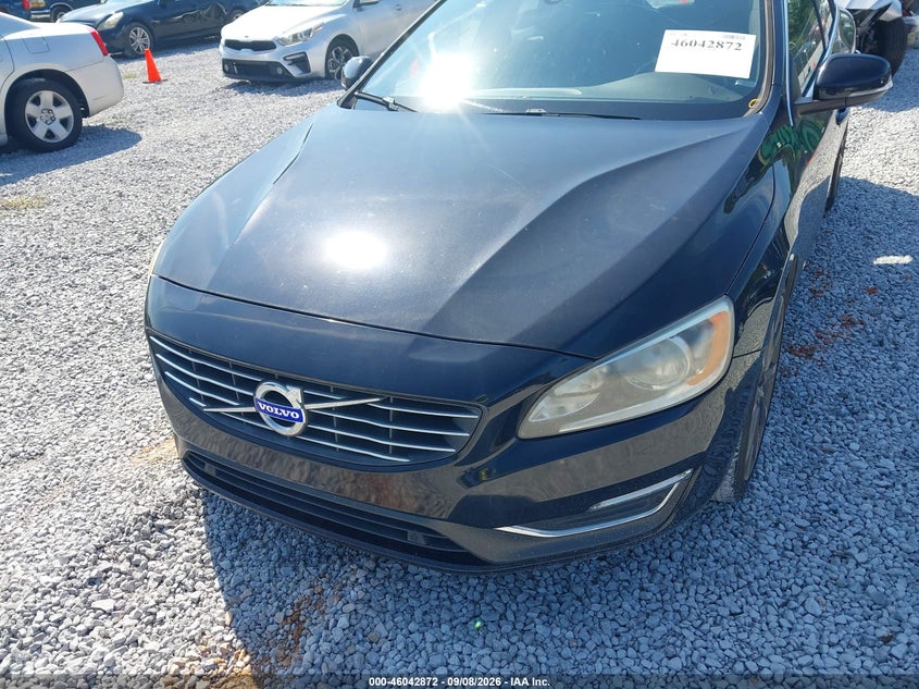 2015 VOLVO V60 auction photo 6