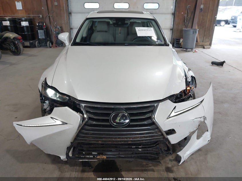 LEXUS IS 300 2018 VIN JTHC81D2XJ5026373