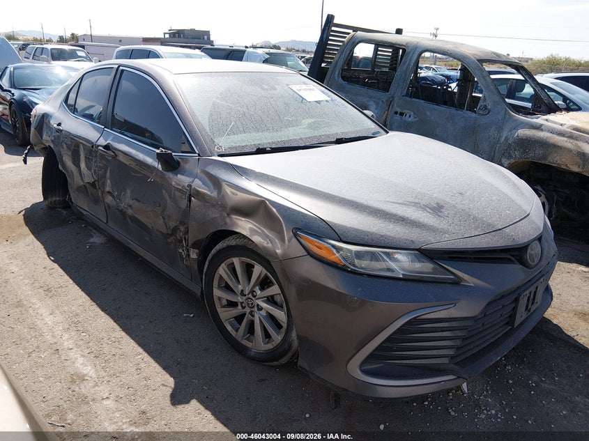 Vin: 4t1c11ak6pu773506, lot: 46542459, toyota camry le 2023 img_1