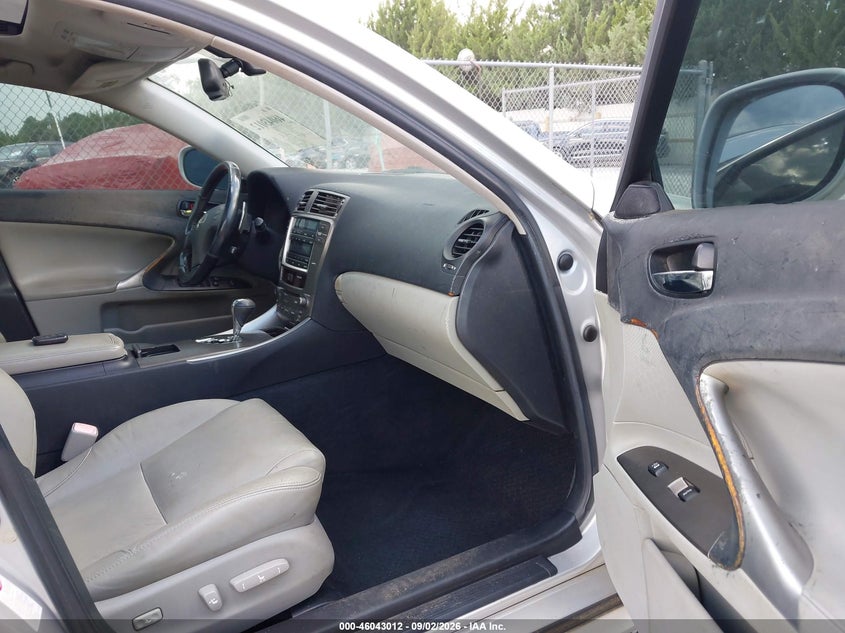 2008 LEXUS IS SEDAN 2.5L V-6 DI, DOHC, VVT, PREMIUM , 204HP