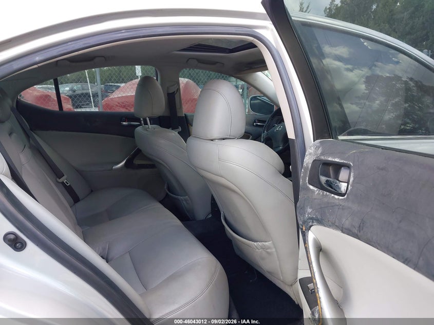 2008 LEXUS IS SEDAN 2.5L V-6 DI, DOHC, VVT, PREMIUM , 204HP