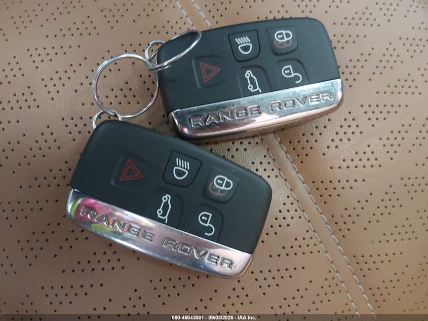 LAND-ROVER RANGE ROVER VELAR 2018 VIN SALYC2RV3JA702788