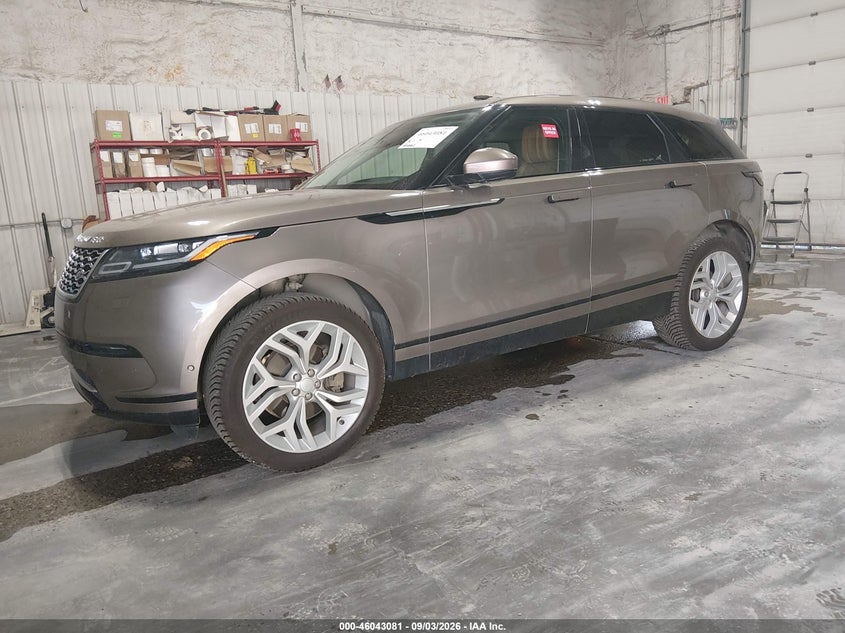 2018 LAND ROVER RANGE ROVER VELAR auction photo 2