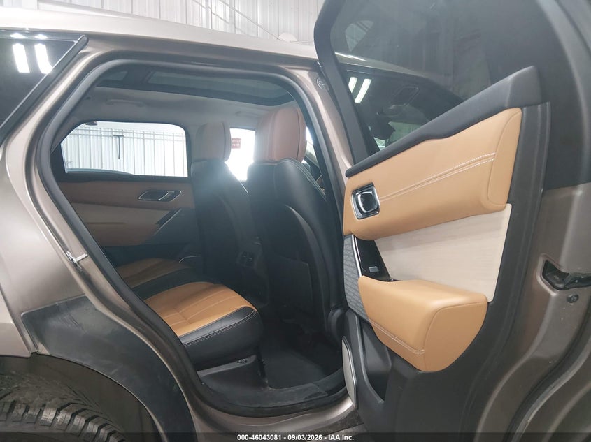 2018 LAND ROVER RANGE ROVER VELAR auction photo 8