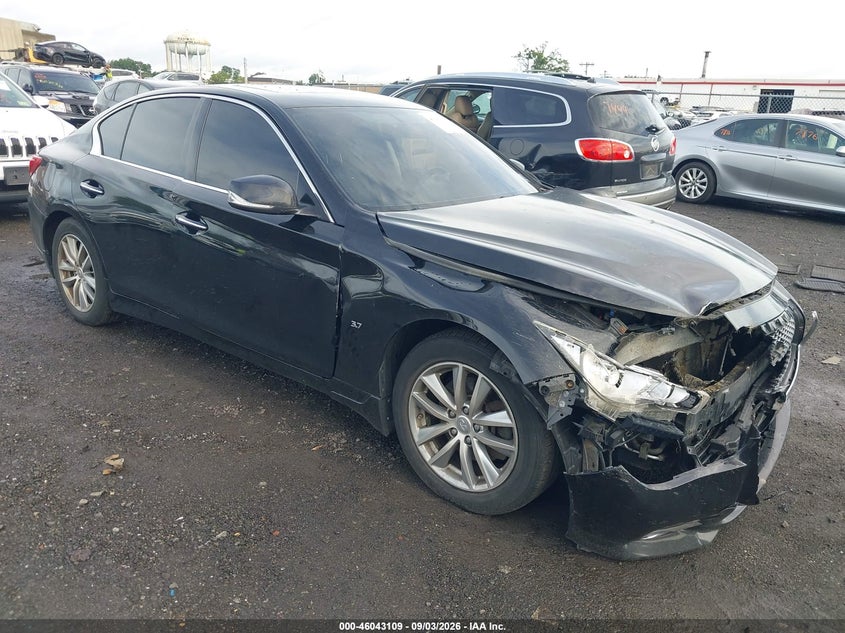 2015 INFINITI Q50 PREMIUM