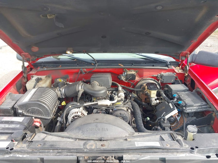 CHEVROLET K2500 2000 VIN 1GCGK23R8YF520048