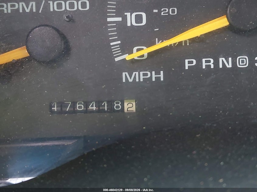 CHEVROLET K2500 2000 VIN 1GCGK23R8YF520048