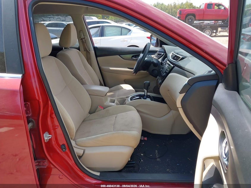 2016 NISSAN ROGUE auction photo 5