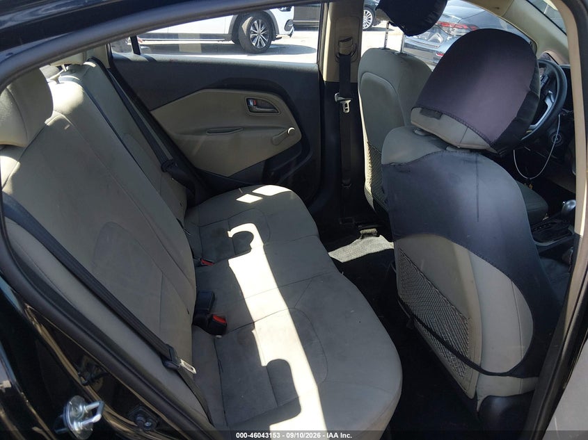 2017 KIA RIO auction photo 8