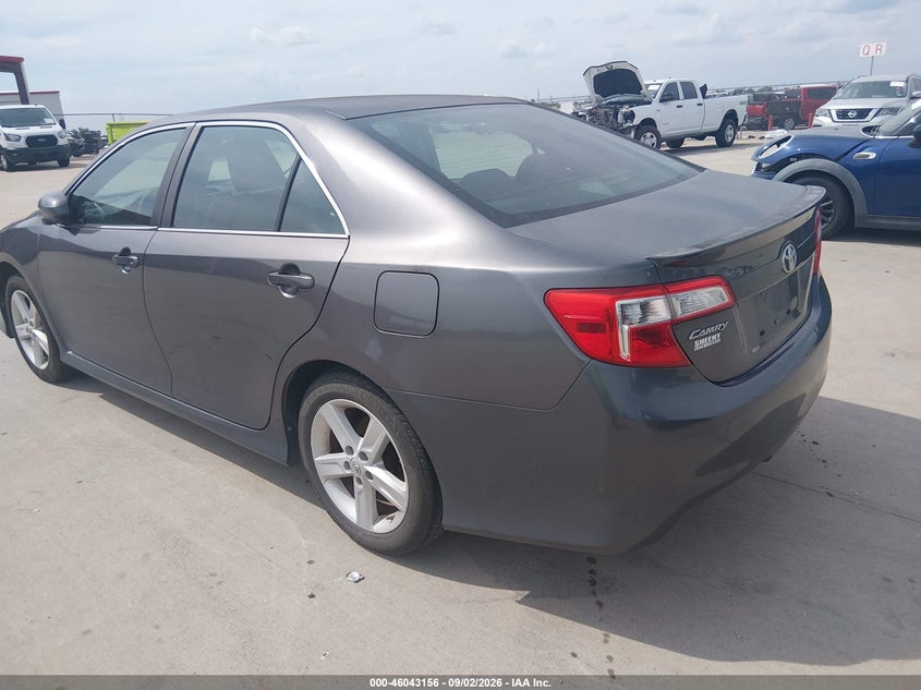 2013 TOYOTA CAMRY auction photo 3