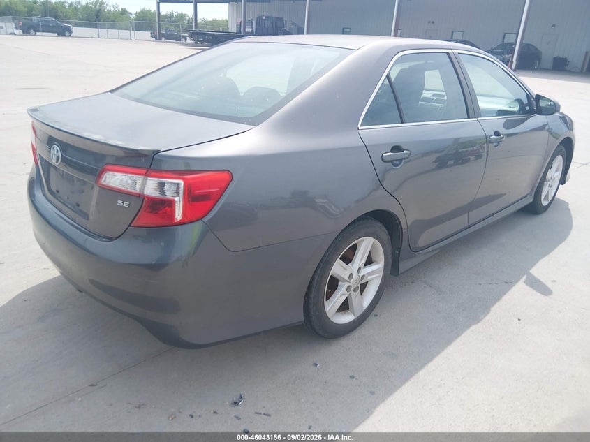 2013 TOYOTA CAMRY auction photo 4