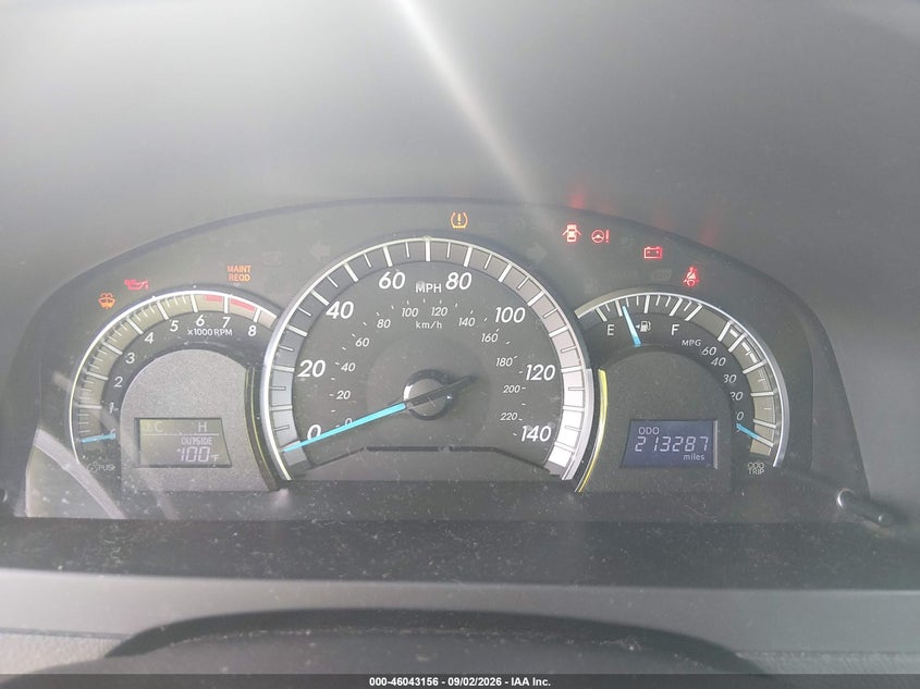 2013 TOYOTA CAMRY auction photo 7