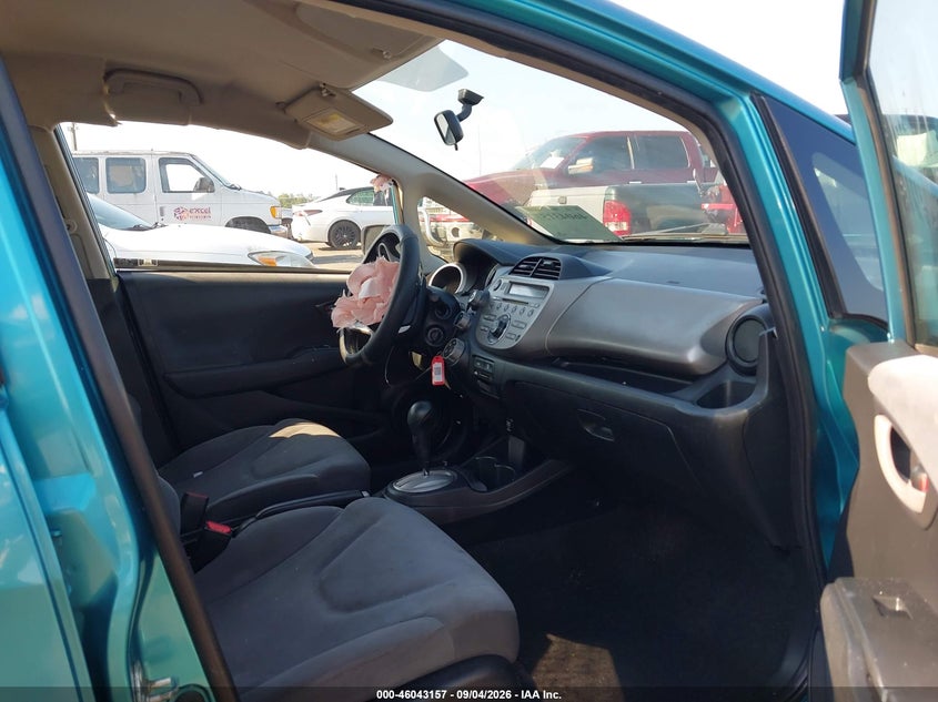 HONDA FIT 2012 VIN JHMGE8H33CC035291