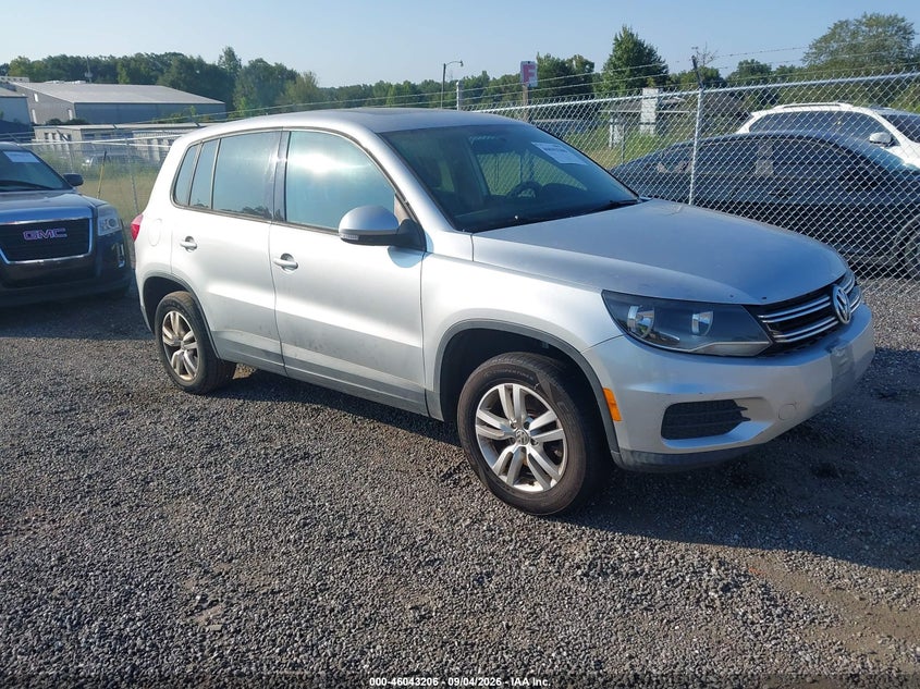 2012 VOLKSWAGEN TIGUAN auction photo 1