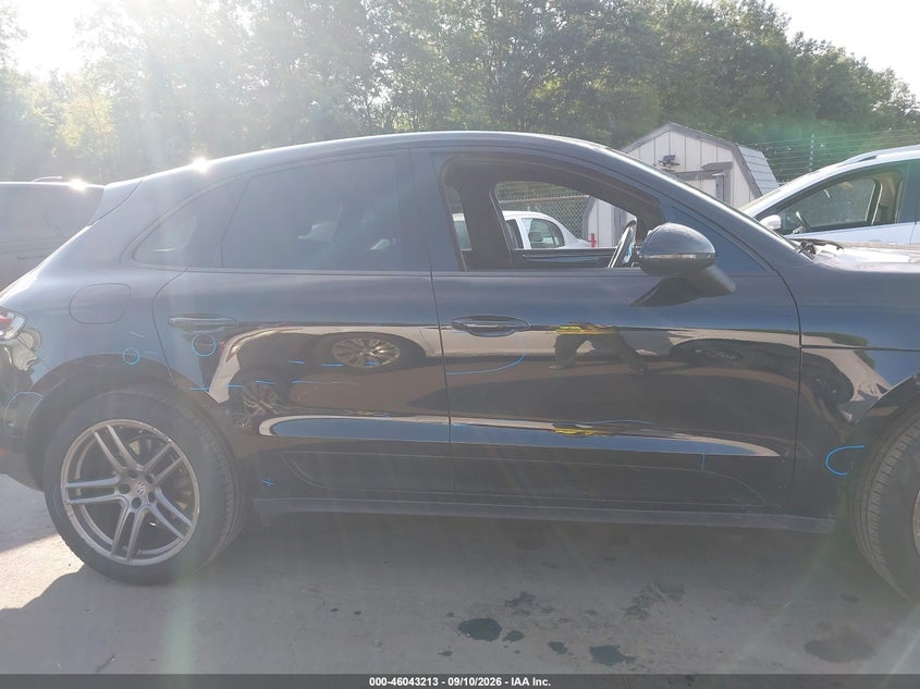 PORSCHE MACAN - zdjęcie 13