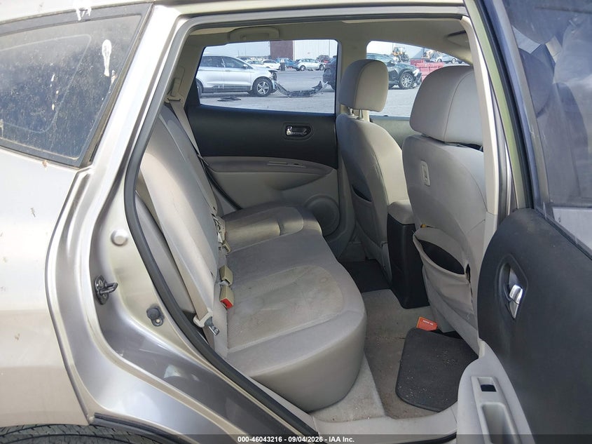 2012 NISSAN ROGUE auction photo 8