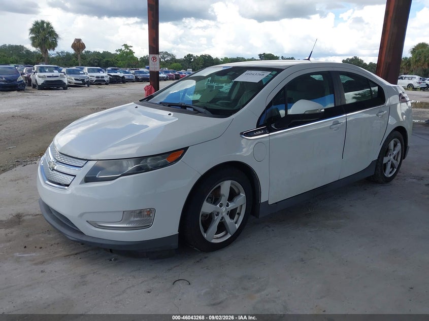 2013 CHEVROLET VOLT auction photo 2