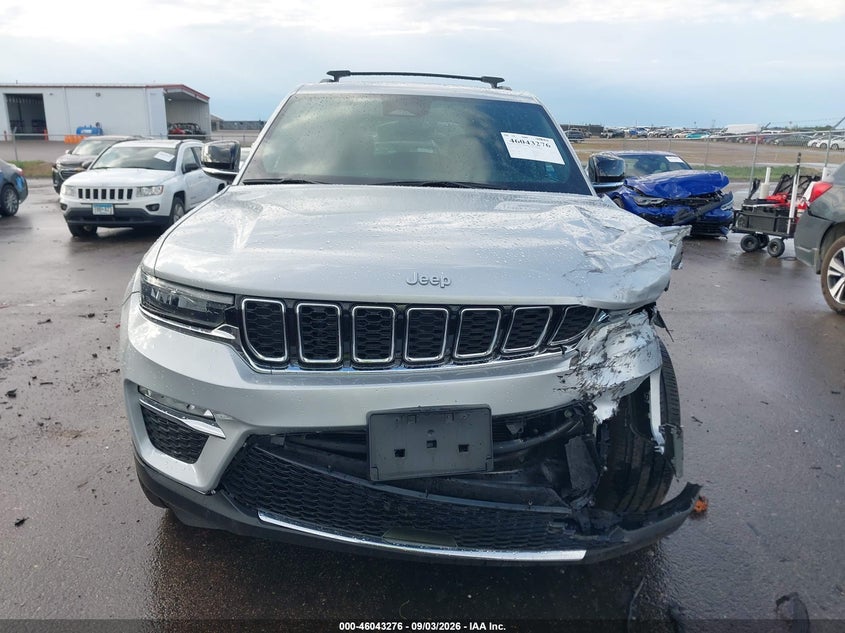 JEEP GRAND CHEROKEE - zdjęcie 11