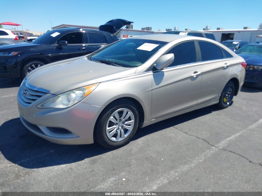 2012 HYUNDAI SONATA SEDAN 2.4L I-4 DI, DOHC, VVT, REGULAR , 190HP