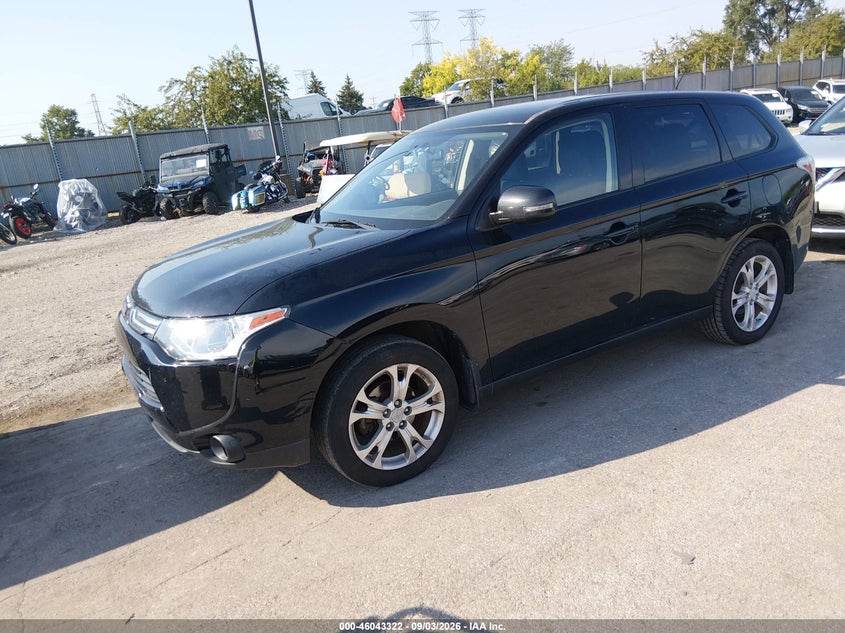 2014 MITSUBISHI OUTLANDER auction photo 2