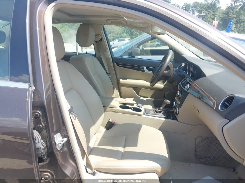 2013 MERCEDES-BENZ C 250 auction photo 5