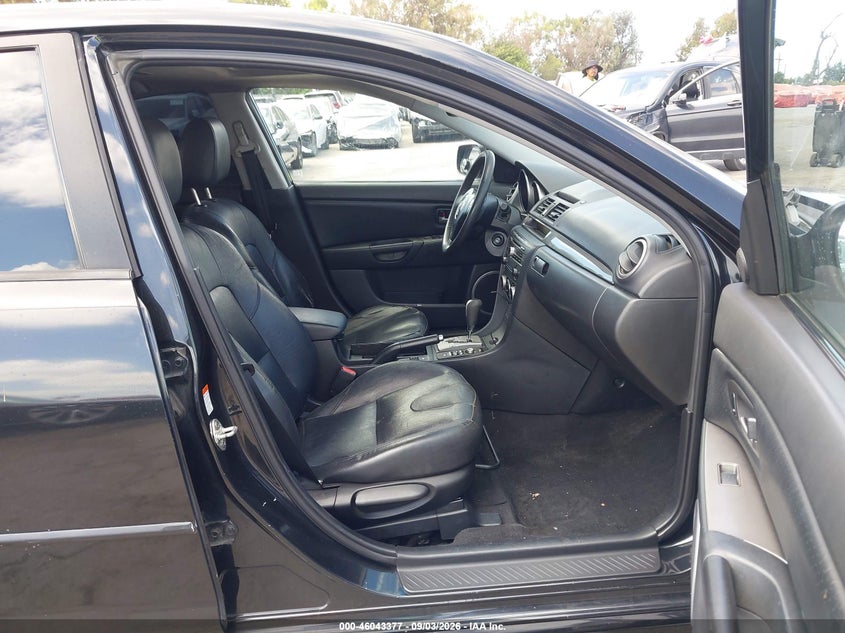 MAZDA MAZDA3 2008 VIN JM1BK324981811998