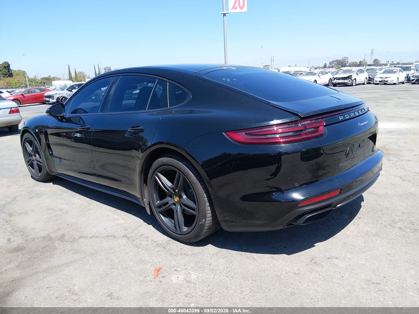 2018 PORSCHE PANAMERA auction photo 3