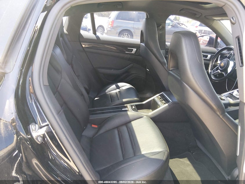 2018 PORSCHE PANAMERA auction photo 8