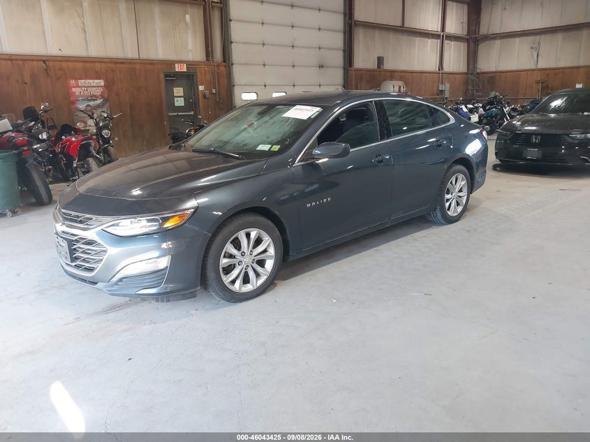 2019 CHEVROLET MALIBU auction photo 2