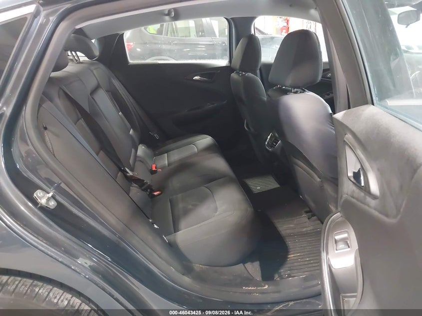 2019 CHEVROLET MALIBU auction photo 8